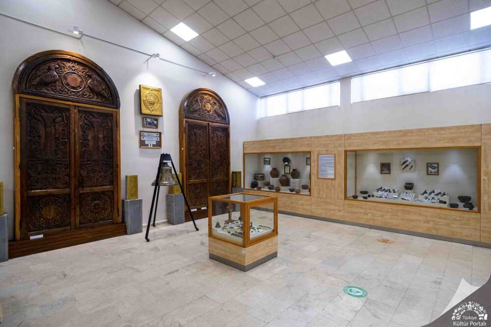 20240821144243875_Kars_Museum_ Monuments_ 6240x4160px__300 dpi (5) kopya.jpg 20240821144243875_Kars_Museum_ Monuments_ 6240x4160px__300 dpi (5) kopya.jpg